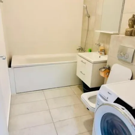 Joy Vivalia V6a-50 Apartment